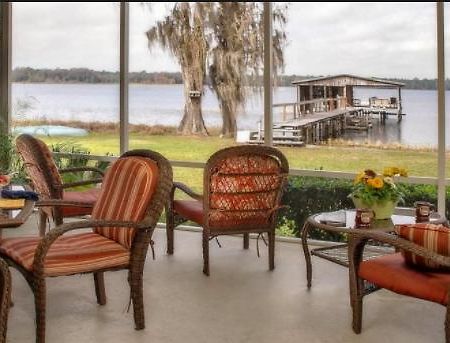 Hampton Lake Bed And Breakfast 스타크 외부 사진